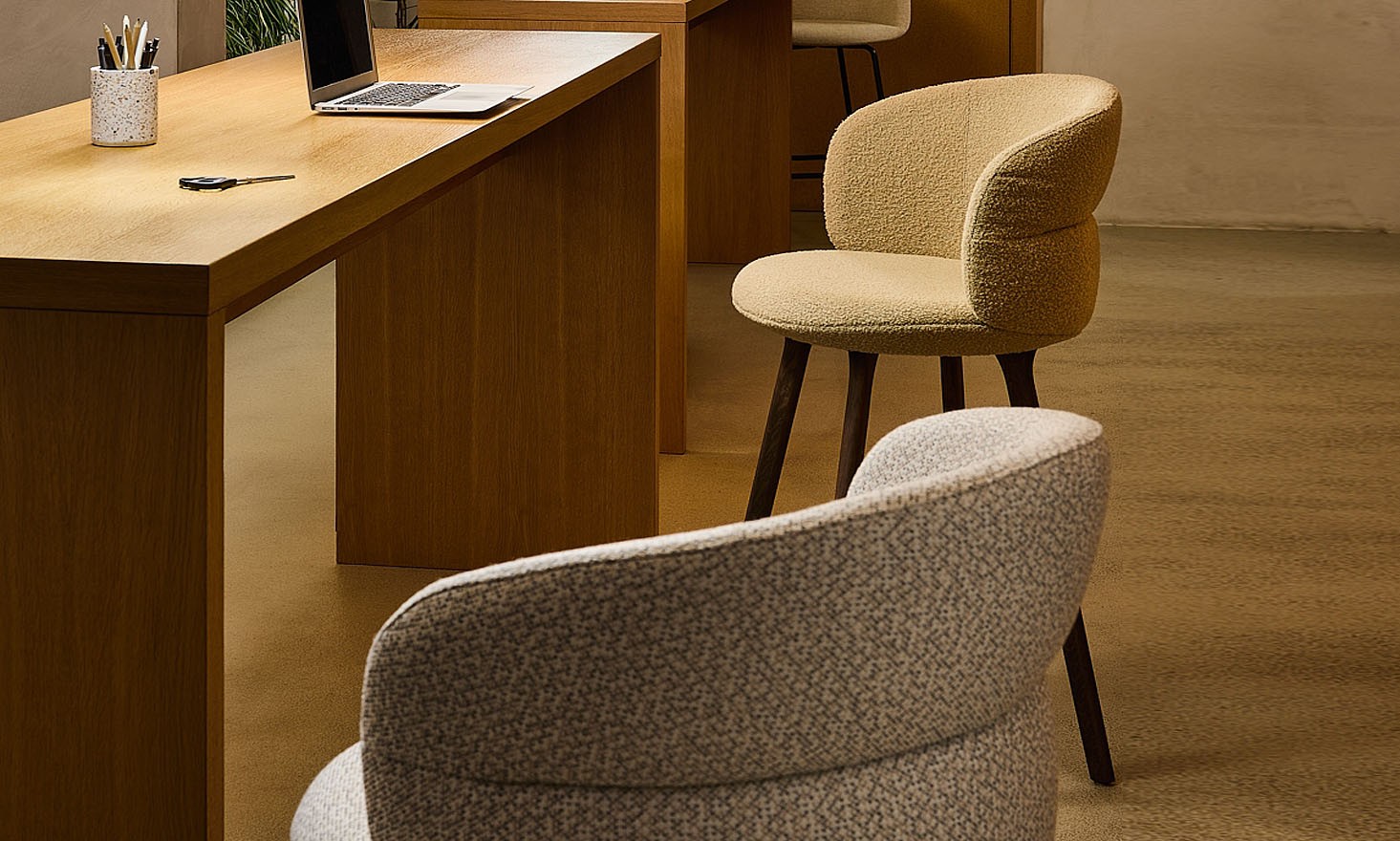 Ekori bar stool